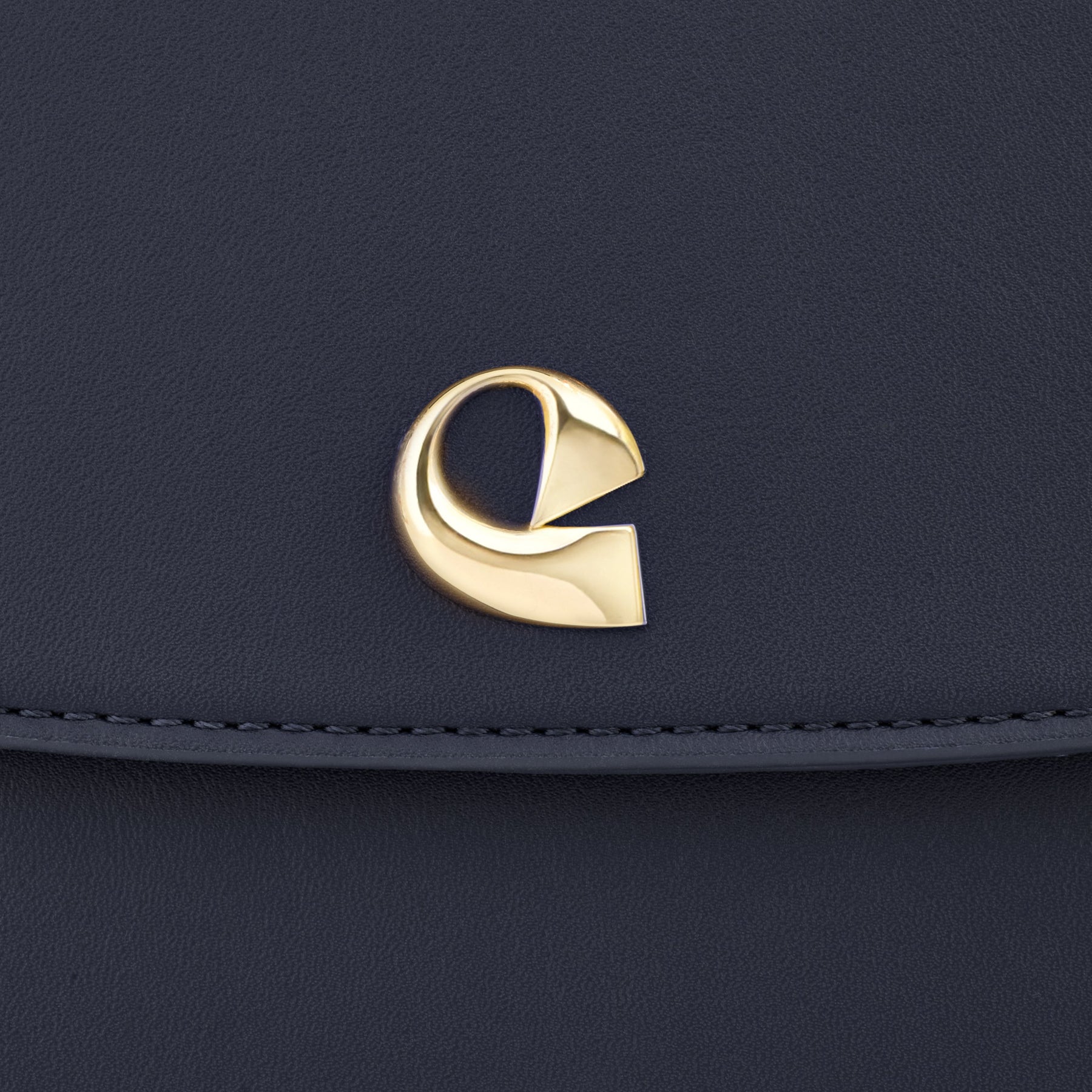 Sac Aura spacieuse - suede navy