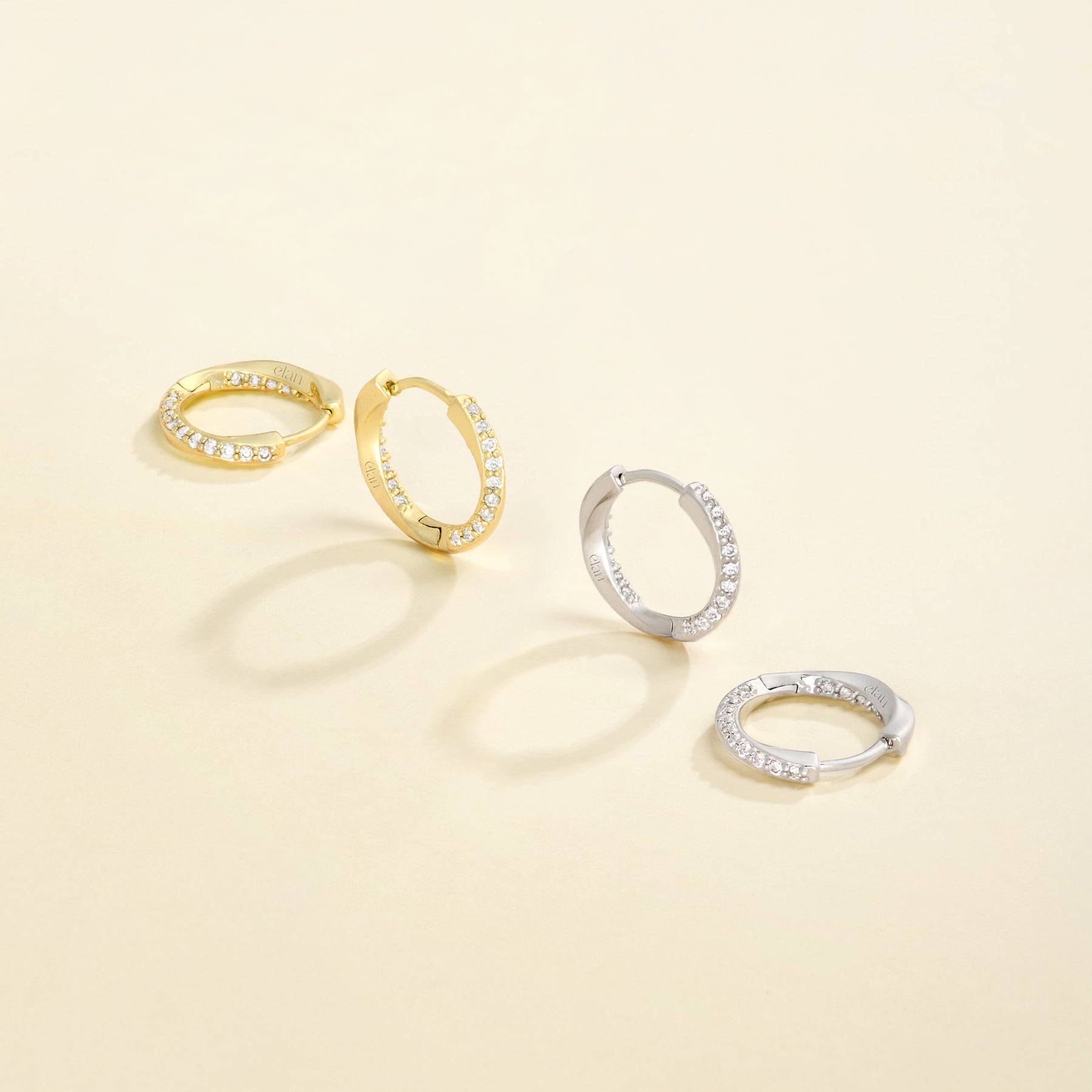 Paire de boucles Infini
