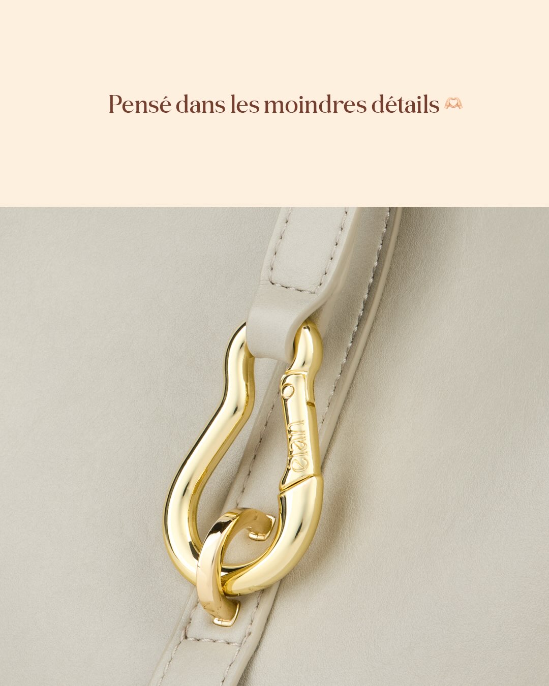 Zoom sur l’envers du décor 📸✨

Parce qu’un nouveau modèle, c’est des mois de réflexion, de prototypes et d’ajustements... On vous emmène dans les coulisses du sac Aurore !

Faites glisser pour découvrir le travail des matières, les zooms sur les détails et toute la magie du shooting. 🎞️🤍

Et si vous avez la moindre question sur les dimensions, les coloris ou le fermoir mousqueton, posez-la-nous en commentaire, on vous répond avec plaisir ! 💬👇🏼
#teamélan #élanbymarts — image 6 sur 10